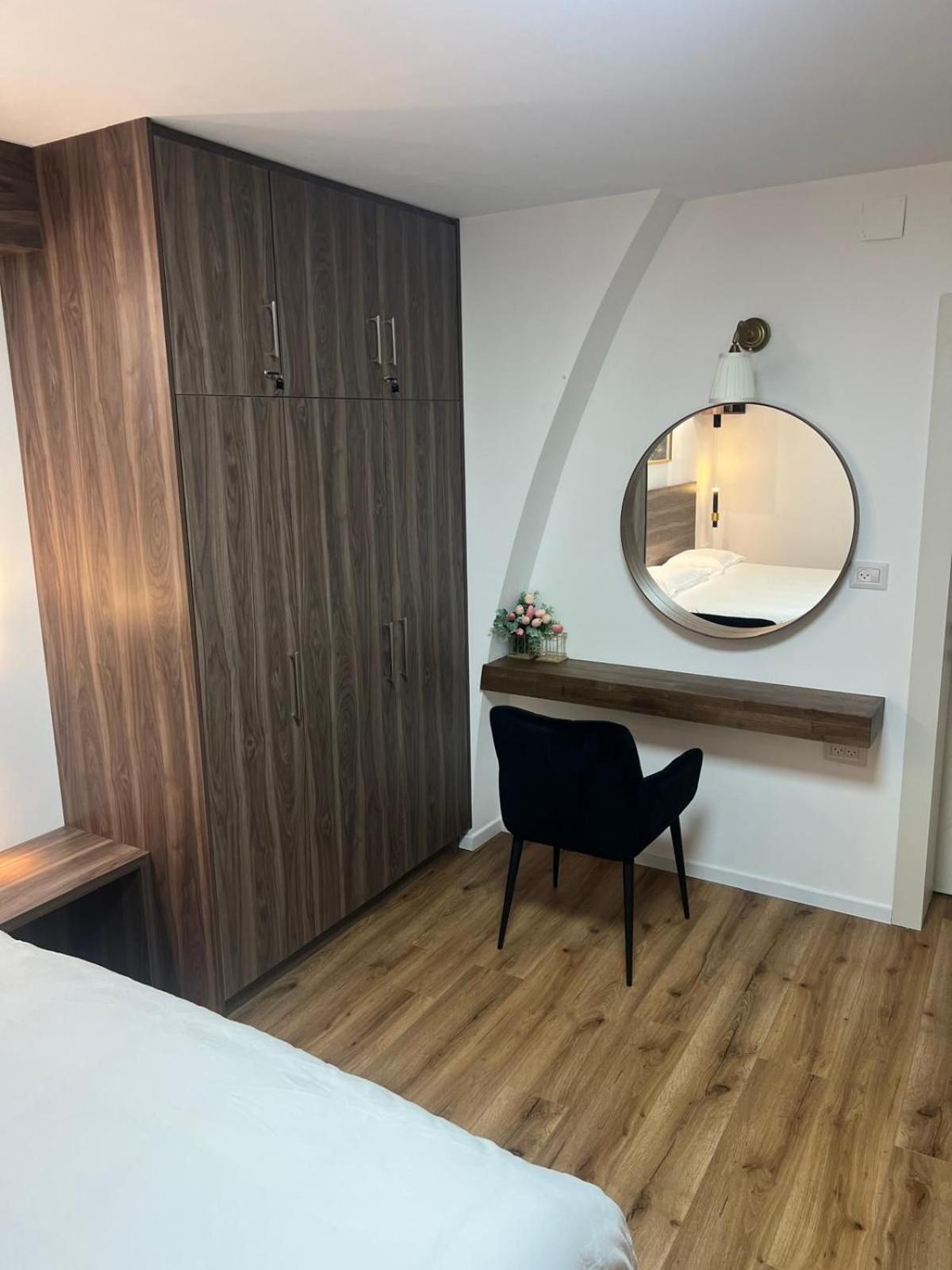 Johny'S Boutique Apartment Хайфа Экстерьер фото